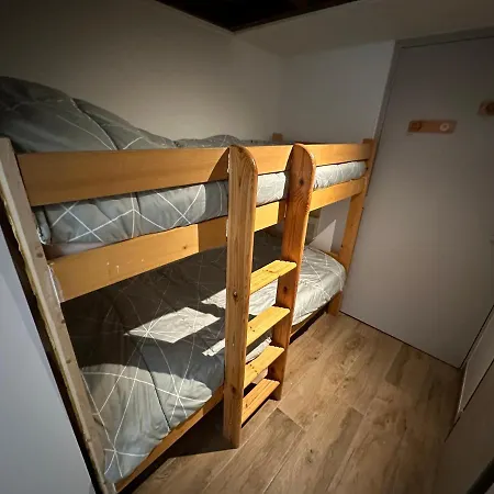 Appartement Studio De 20m2 Mansarde Abondance